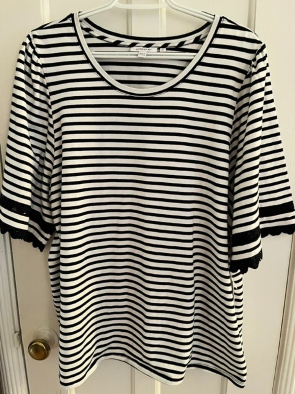 CHICO'S NAVY & WHITE STRIPED TOP, 20/CHICO'S 4, NWT